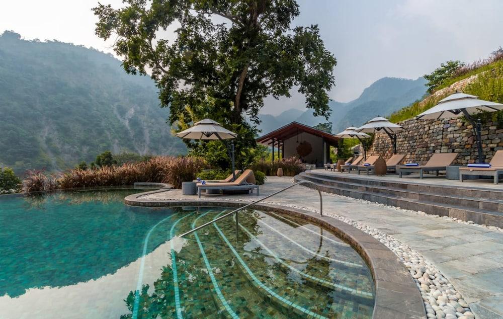 Taj Rishikesh Resort And Spa Деградун Екстер'єр фото